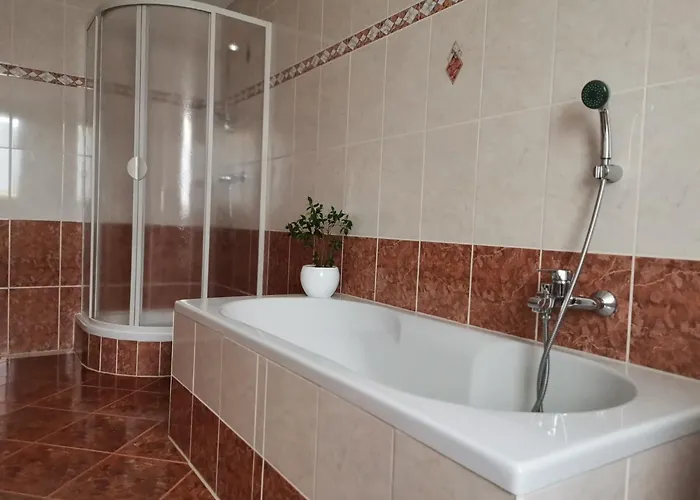 Апартаменты Neu! Ferienglueck - Moderne Fewo-